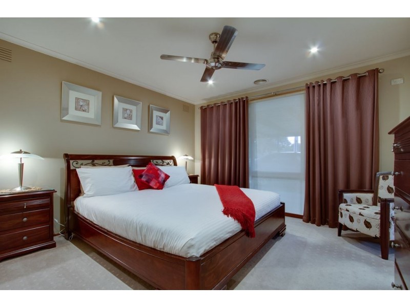 39 Augusta Road, The Basin VIC 3154