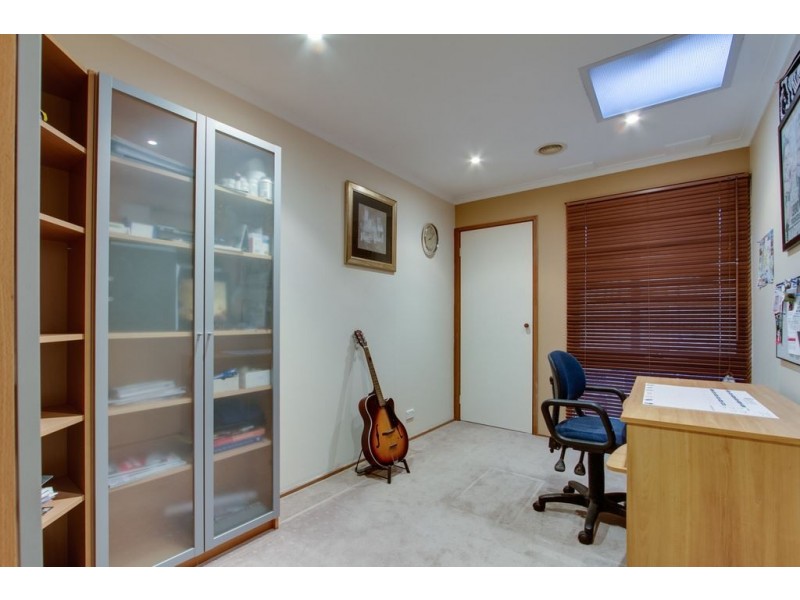 39 Augusta Road, The Basin VIC 3154