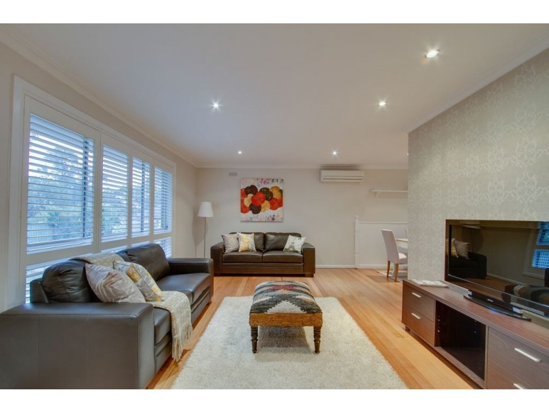 11 Dinsdale Road, Boronia VIC 3155