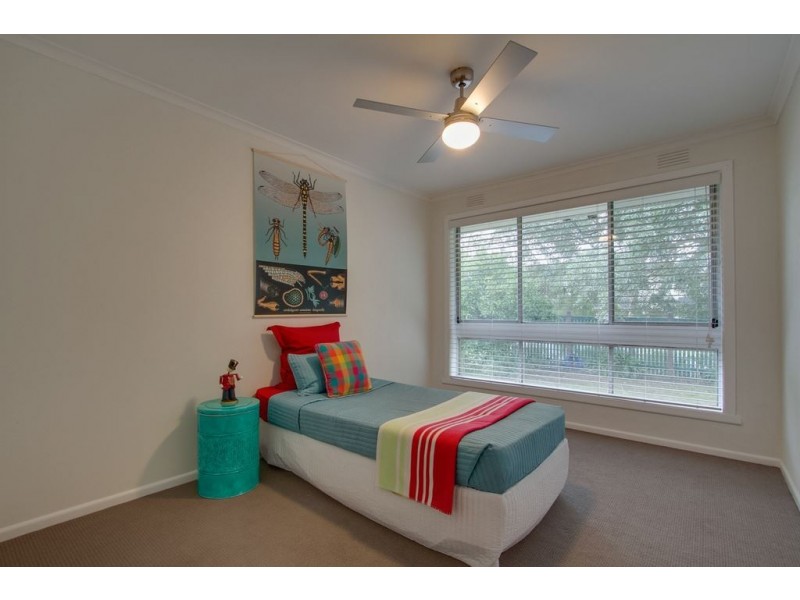 11 Dinsdale Road, Boronia VIC 3155