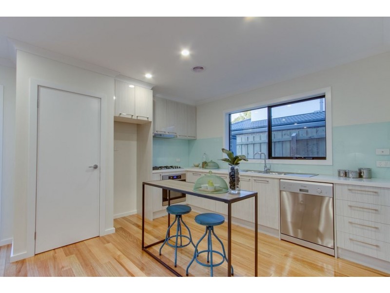 2/26 Deschamp Crescent, Rowville VIC 3178