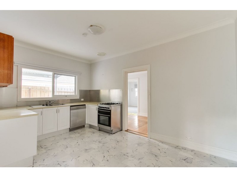 1/2 Parry Street, Croydon VIC 3136