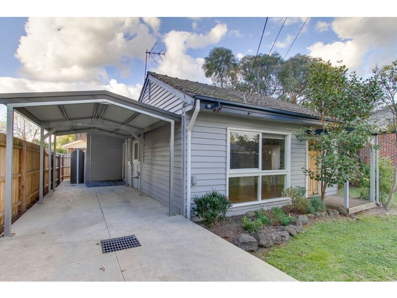 1/2 Parry Street, Croydon VIC 3136