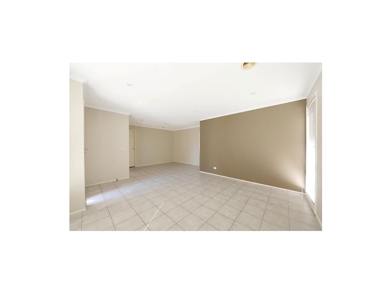 10 Sandy Wynd, Kilsyth South VIC 3137