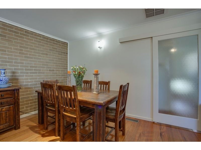 2/1643 Ferntree Gully Road, Knoxfield VIC 3180