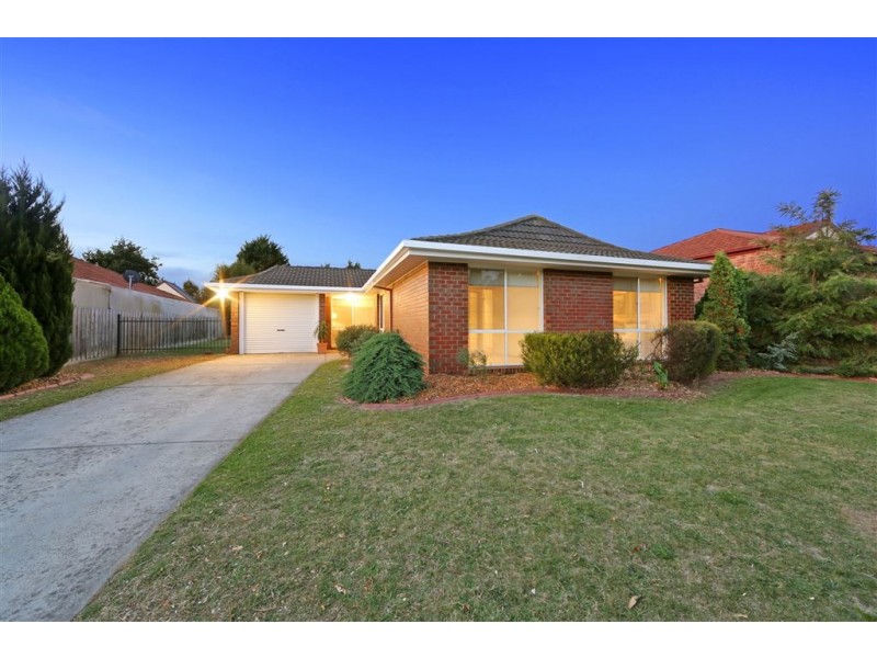 5 Ormond Place, Kilsyth South VIC 3137