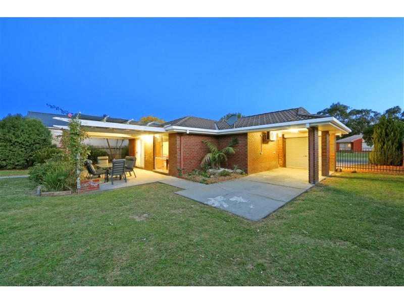 5 Ormond Place, Kilsyth South VIC 3137