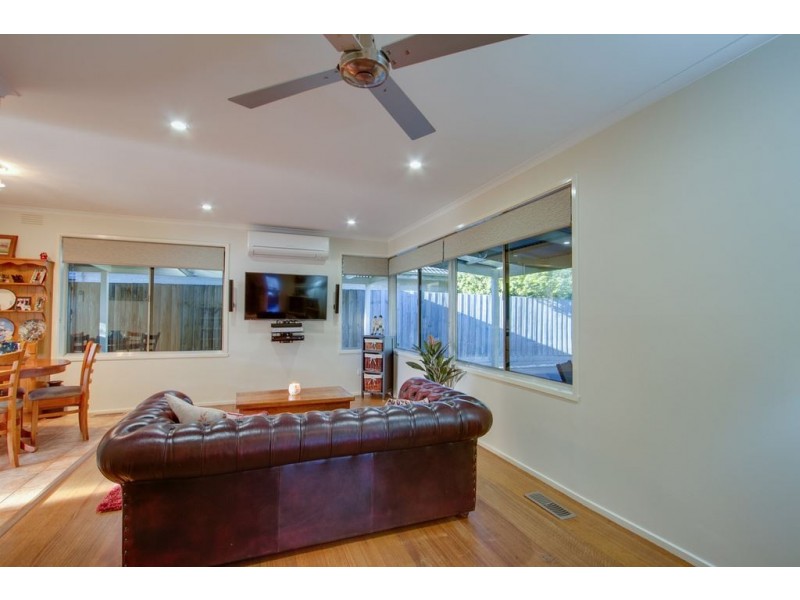 72 Adele Avenue, Ferntree Gully VIC 3156