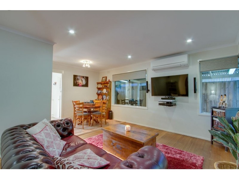 72 Adele Avenue, Ferntree Gully VIC 3156