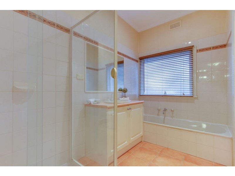 1/52 Woodvale Road, Boronia VIC 3155