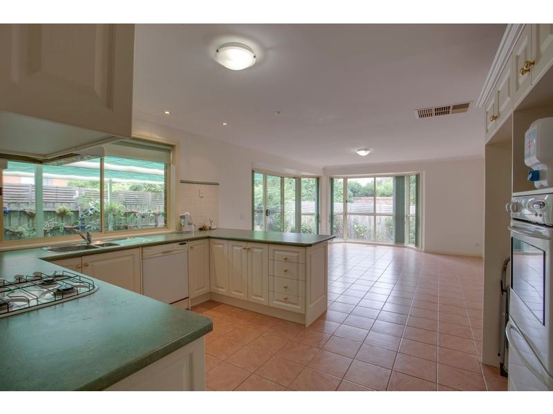 16 Lynette Street, Boronia VIC 3155