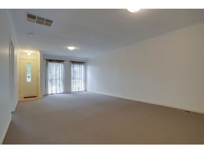 16 Lynette Street, Boronia VIC 3155