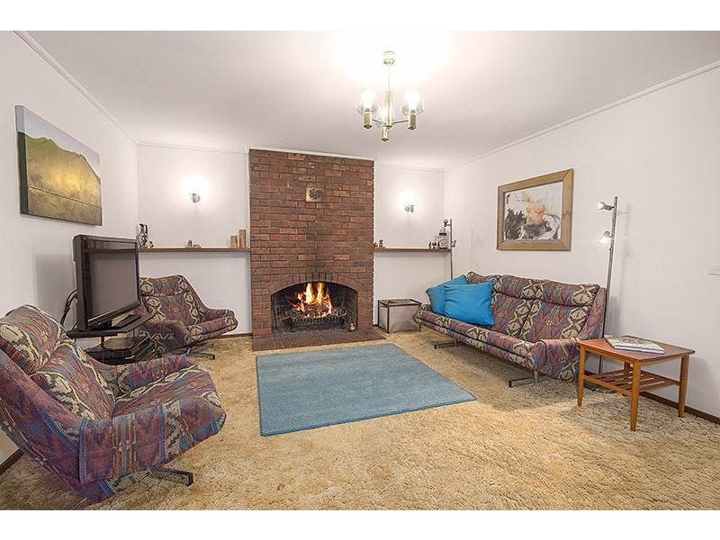 27 Democrat Drive, The Basin VIC 3154