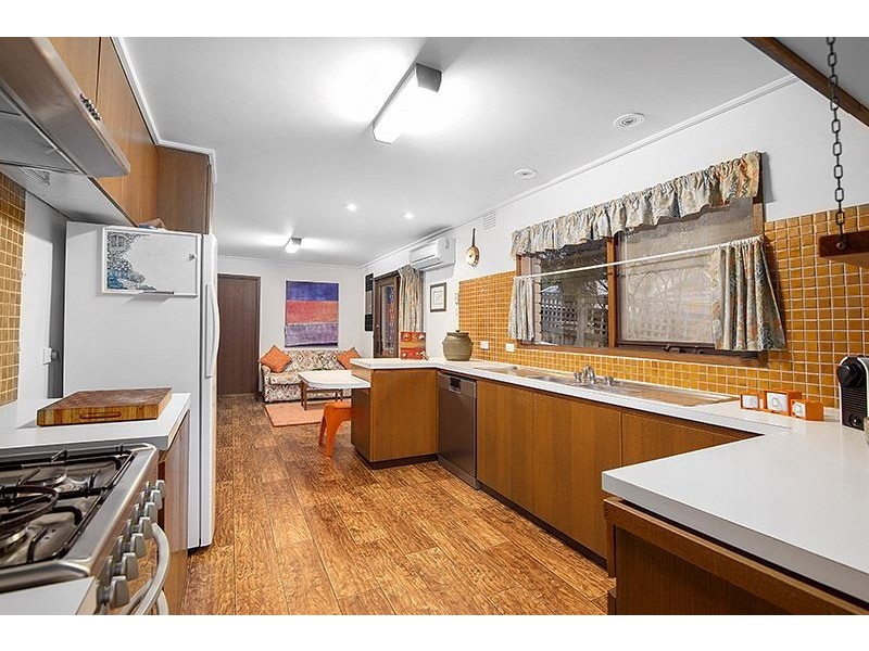 27 Democrat Drive, The Basin VIC 3154