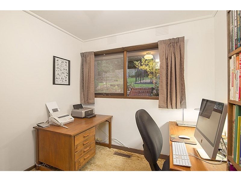 27 Democrat Drive, The Basin VIC 3154