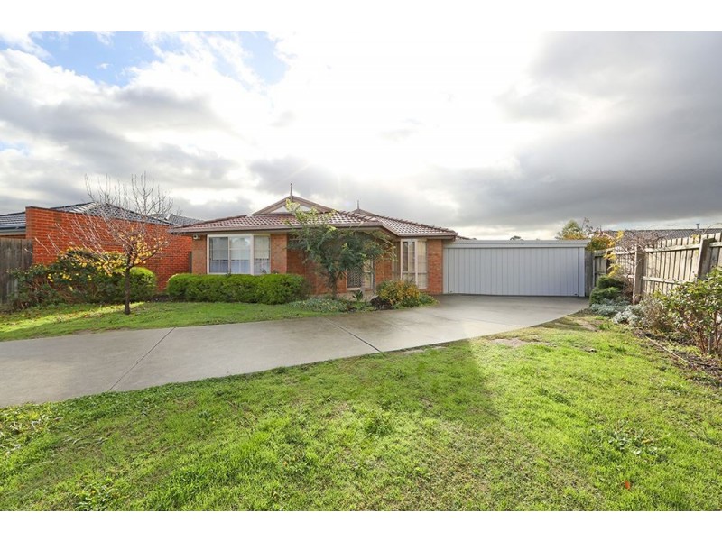 10 Angel Close, Narre Warren South VIC 3805