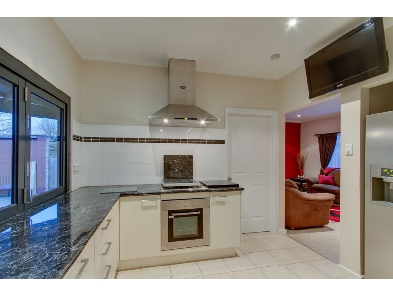63 Hamilton Road, Bayswater North VIC 3153