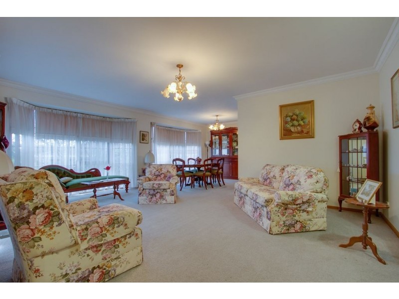 38 Linsley Way, Wantirna VIC 3152