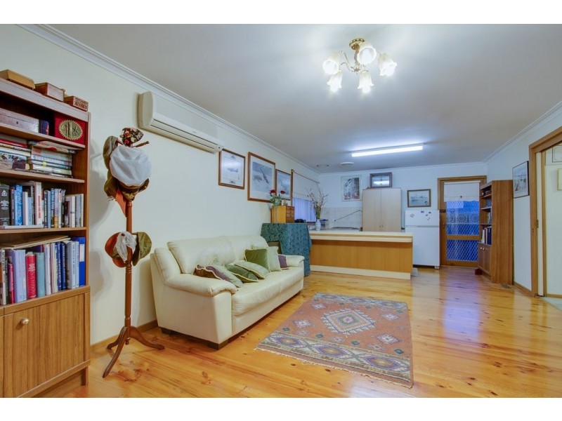 38 Linsley Way, Wantirna VIC 3152