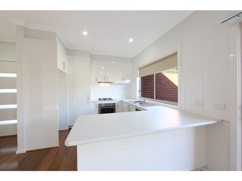 3/9 White Avenue, Bayswater North VIC 3153