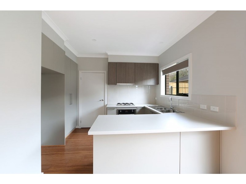 2/9 Humber Road, Croydon North VIC 3136