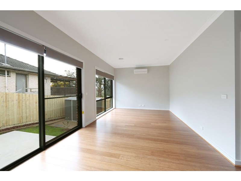 2/9 Humber Road, Croydon North VIC 3136