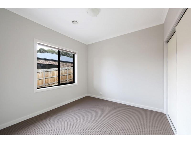 2/9 Humber Road, Croydon North VIC 3136
