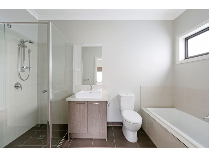 2/9 Humber Road, Croydon North VIC 3136