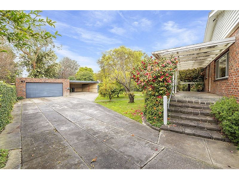 5 Duncan Avenue, Boronia VIC 3155