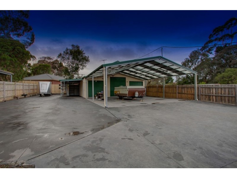 72 Rickards Avenue, Knoxfield VIC 3180