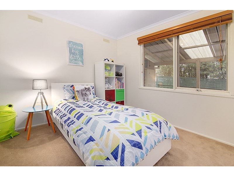 36 Democrat Drive, The Basin VIC 3154