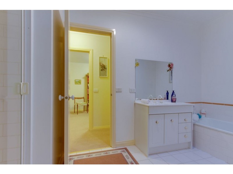 29B Station Street, Ferntree Gully VIC 3156