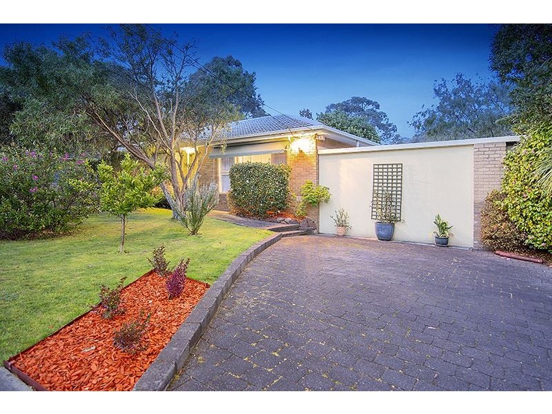25 Castlewood Drive, Boronia VIC 3155