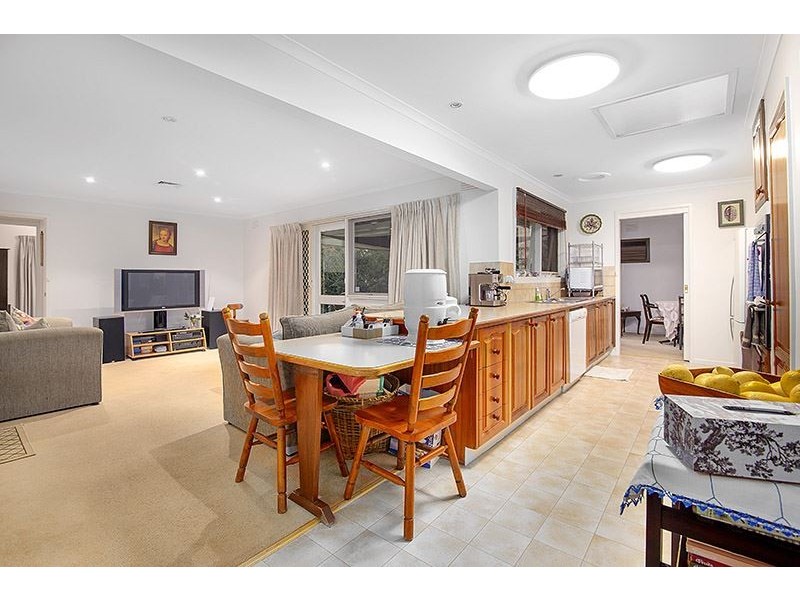 25 Castlewood Drive, Boronia VIC 3155