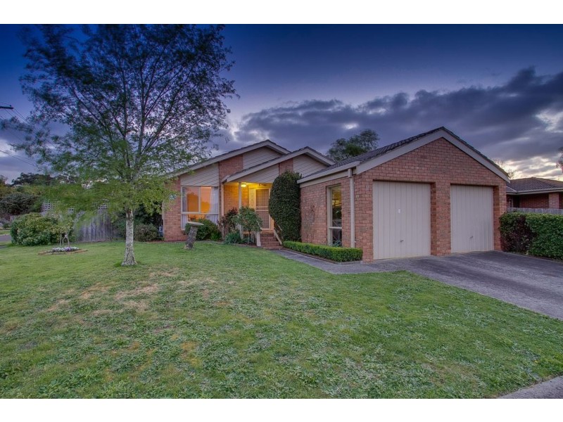 31 Beresford Drive, Boronia VIC 3155
