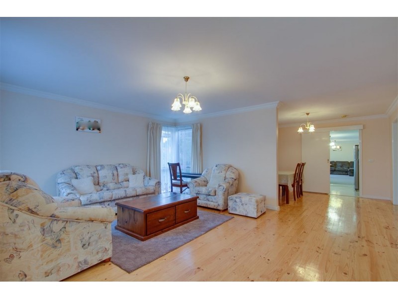 31 Beresford Drive, Boronia VIC 3155