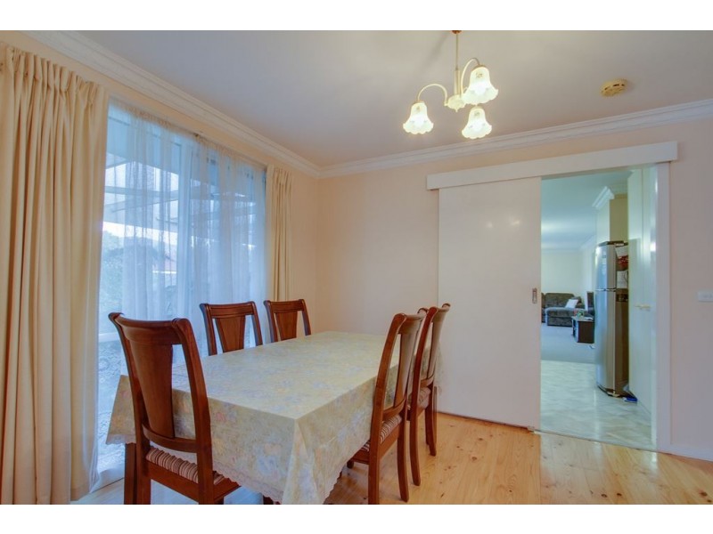 31 Beresford Drive, Boronia VIC 3155