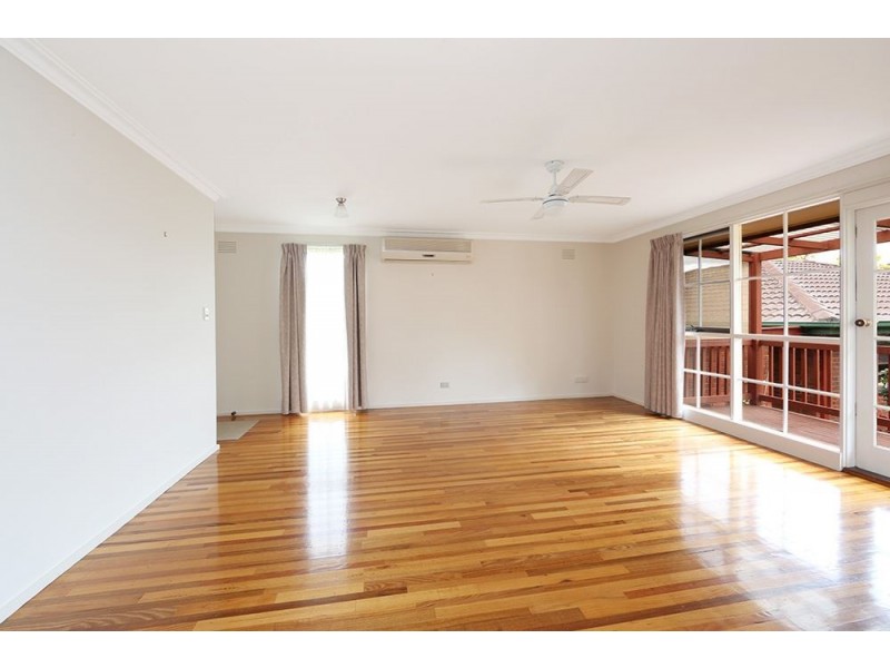 2/77 Lancaster Road, Mooroolbark VIC 3138