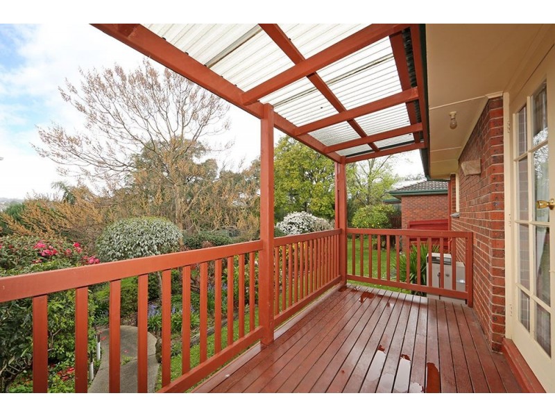 2/77 Lancaster Road, Mooroolbark VIC 3138