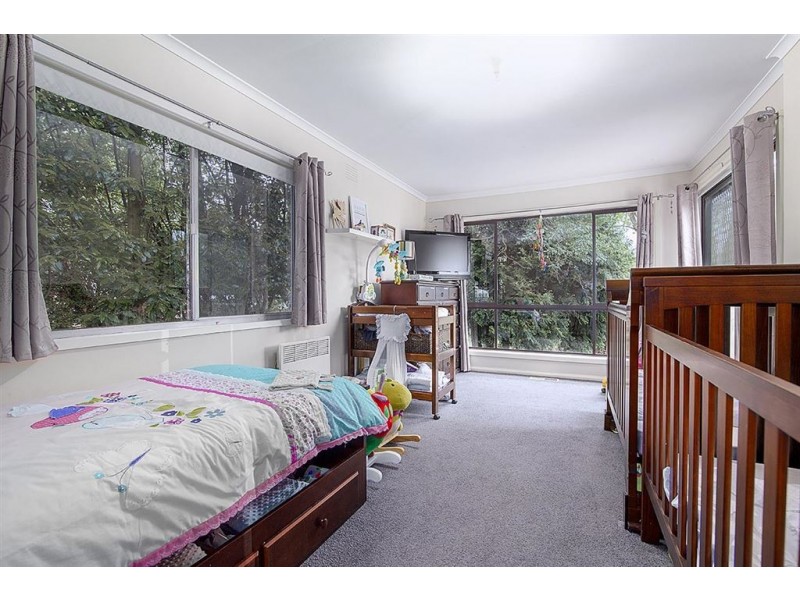 14 Oakley Street, Mount Dandenong VIC 3767