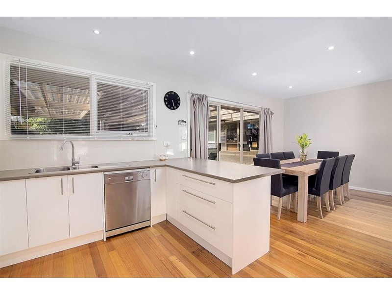 1 McComb Crescent, Bayswater VIC 3153