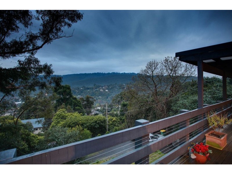 14 Forest View Lane, Upper Ferntree Gully VIC 3156