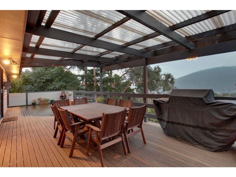 14 Forest View Lane, Upper Ferntree Gully VIC 3156