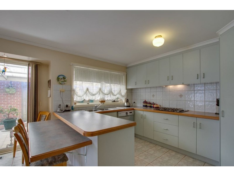 2/13 Woodvale Road, Boronia VIC 3155