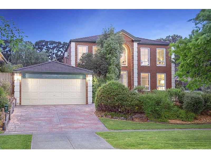 8 Pioneer Way, Kilsyth South VIC 3137