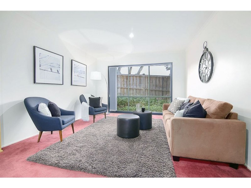 8 Pioneer Way, Kilsyth South VIC 3137