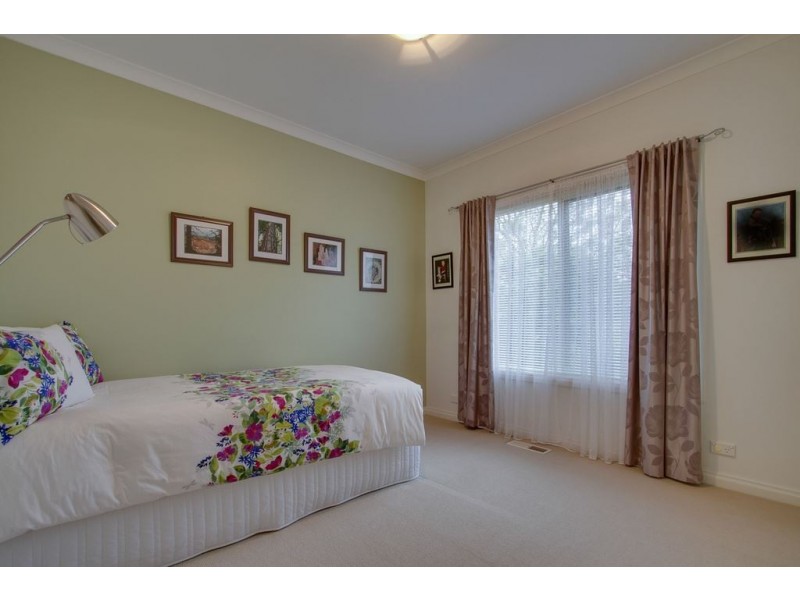 1/14 Neilson Street, Bayswater VIC 3153