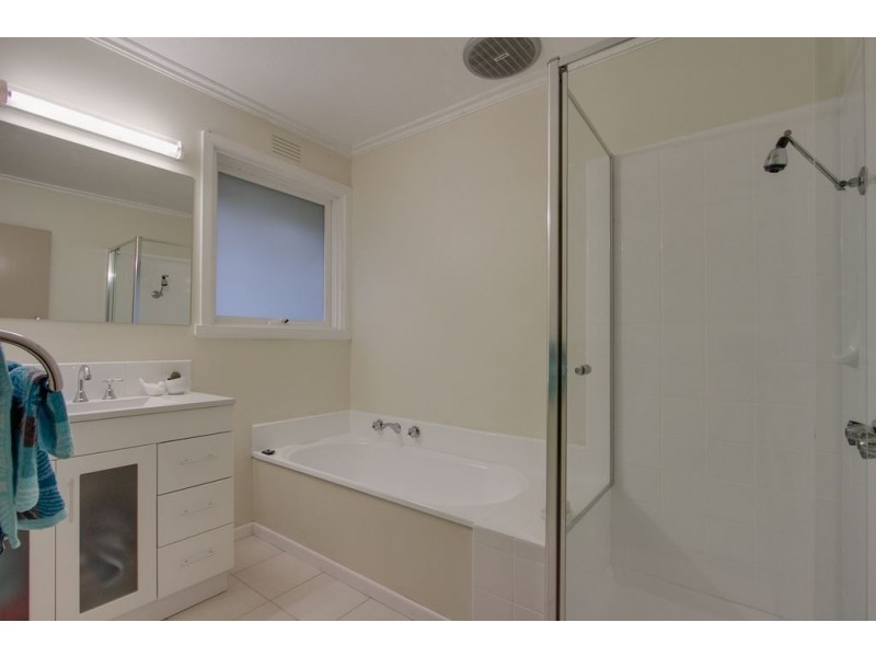 115 Harley Street North, Knoxfield VIC 3180