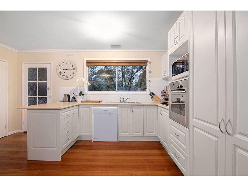 14 Oakley Street, Mount Dandenong VIC 3767