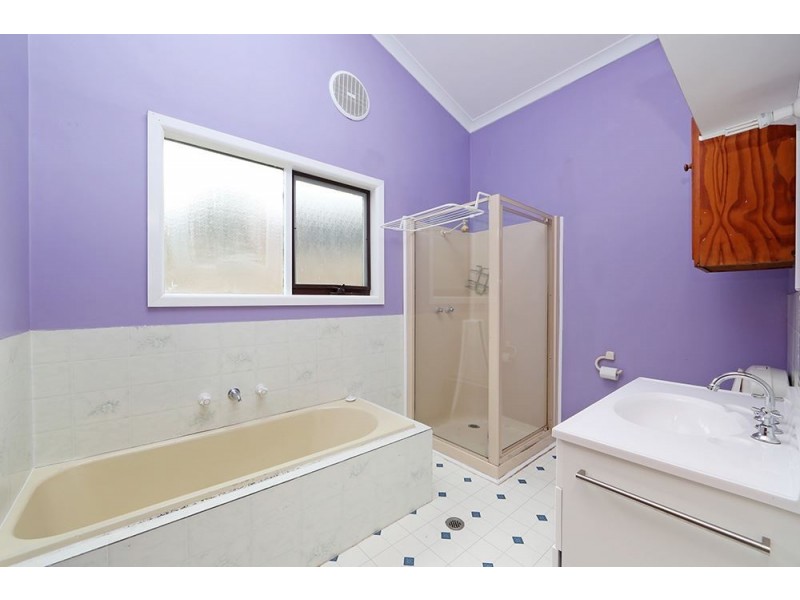 15 Rona Street, Ferntree Gully VIC 3156
